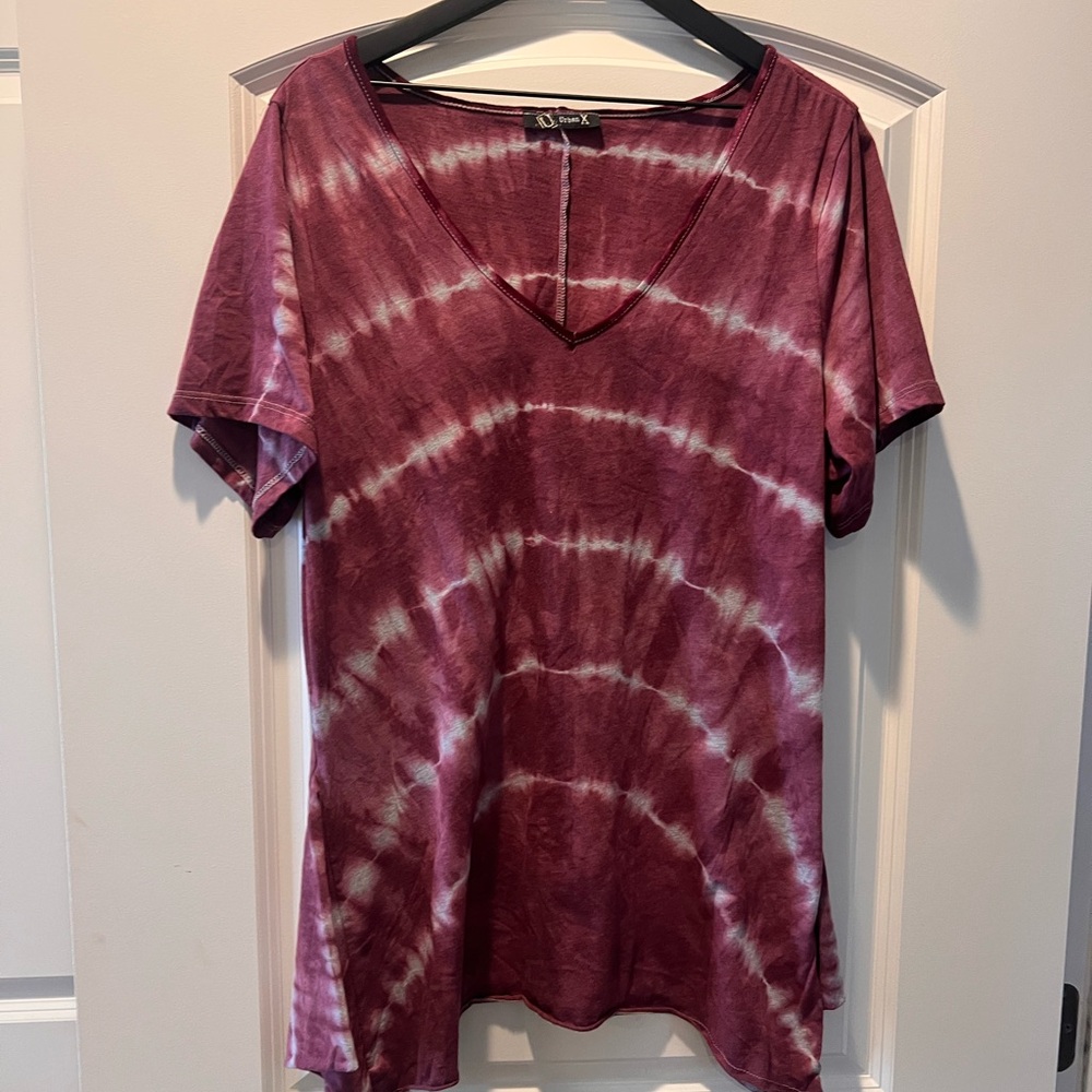 Women's Tie-Dye V-Neck Top